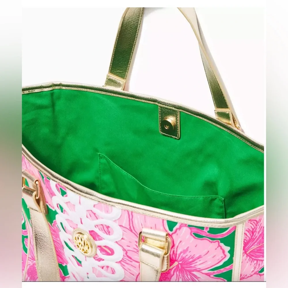 Lilly Pulitzer Kelly Green Hibis Kiss Tote GWP NWT